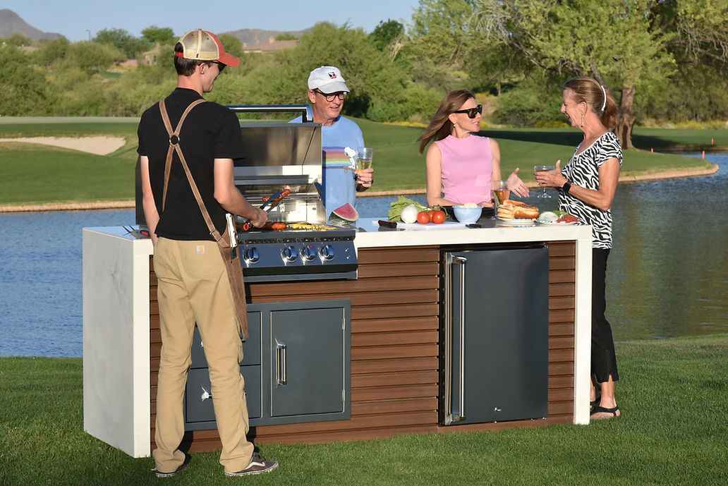 KoKoMo Outdoor Kitchen Island with Waterfall Edge – 32” Built-In Grill